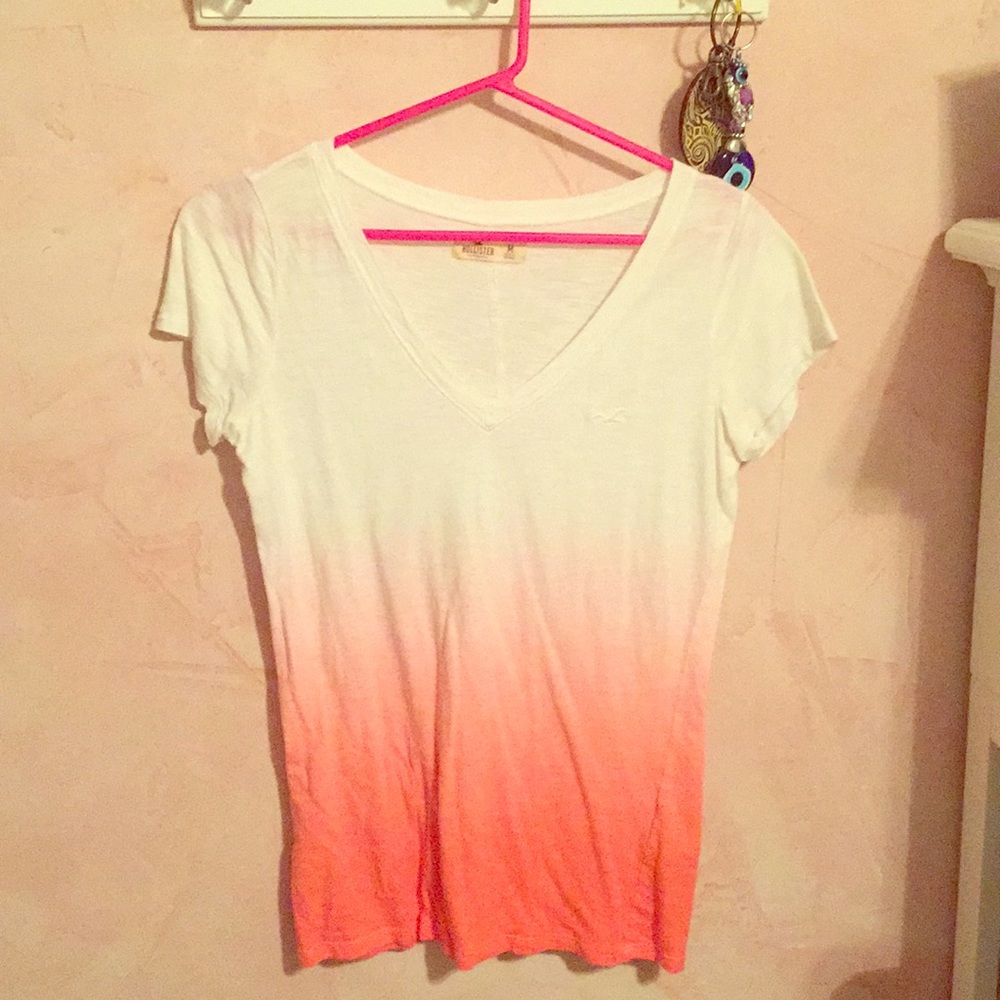 Hollister V neck tee